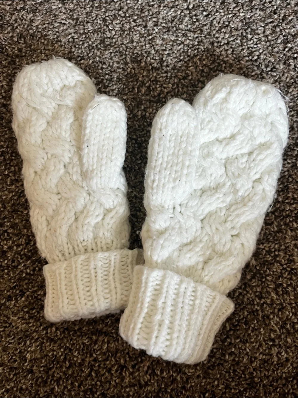 Aldo Cream Cable Knit Wool Mittens